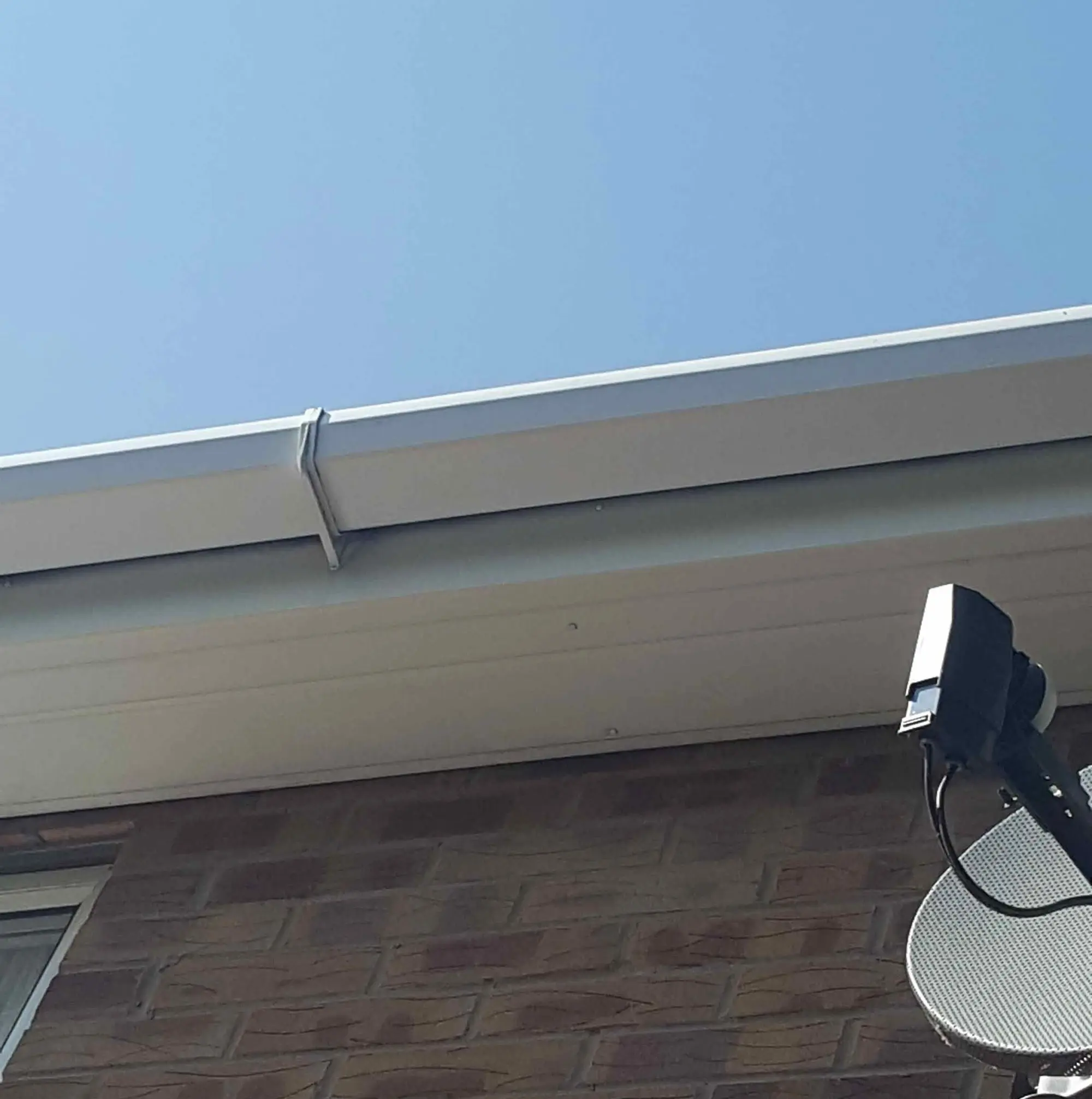 Soffit Cleaning Services